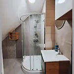 아파트 Ideos 7 Osobowy *