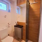 Ideos 7 Osobowy 아파트 *
