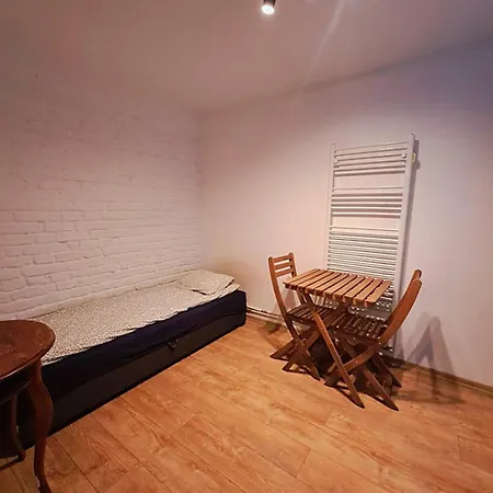 Ideos 7 Osobowy Lägenhet Płock