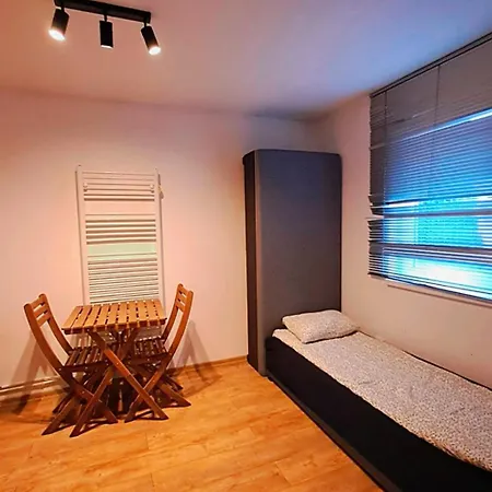 Ideos 7 Osobowy Lägenhet